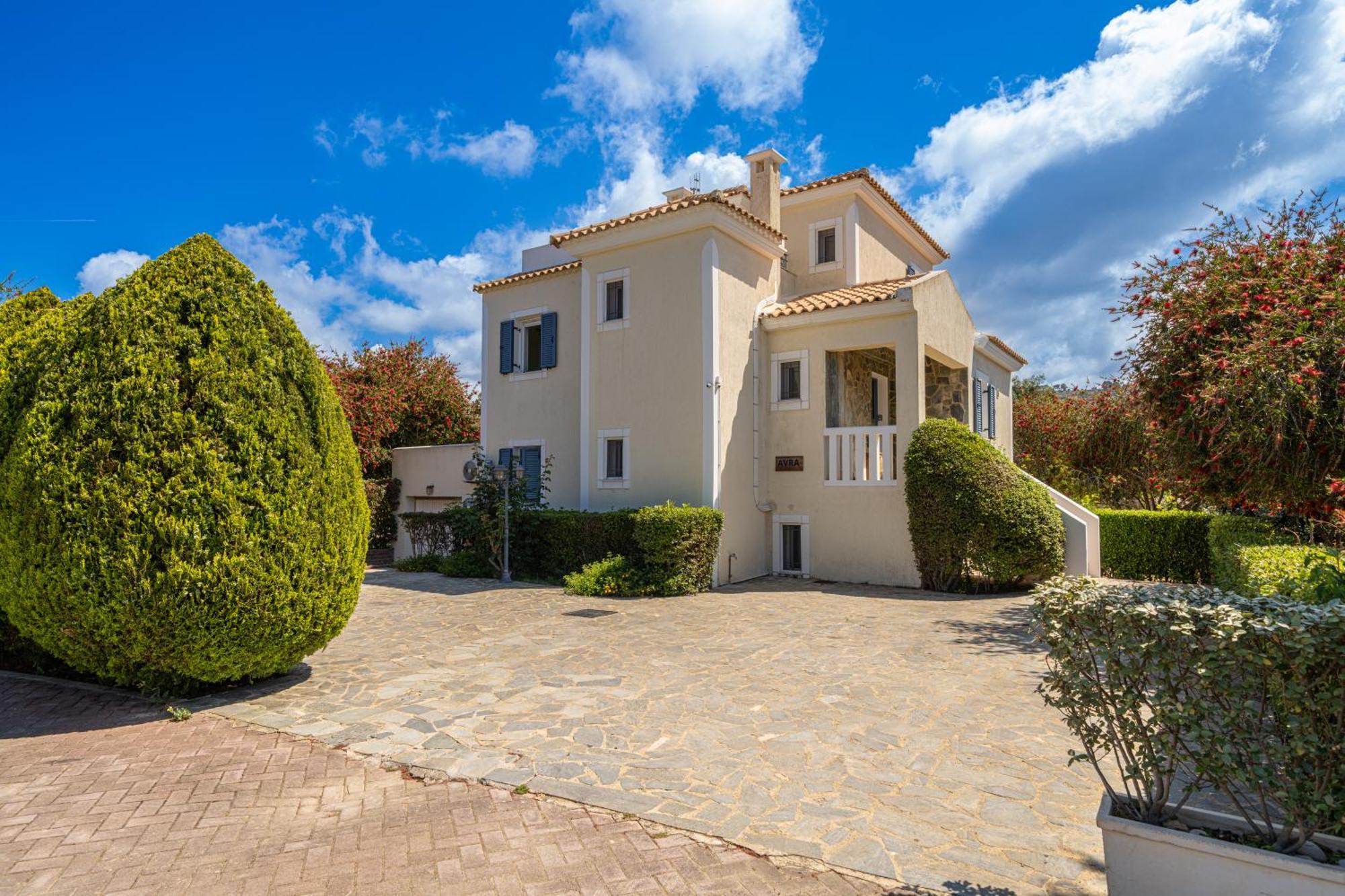 Vilă Eglina Villa's Minia