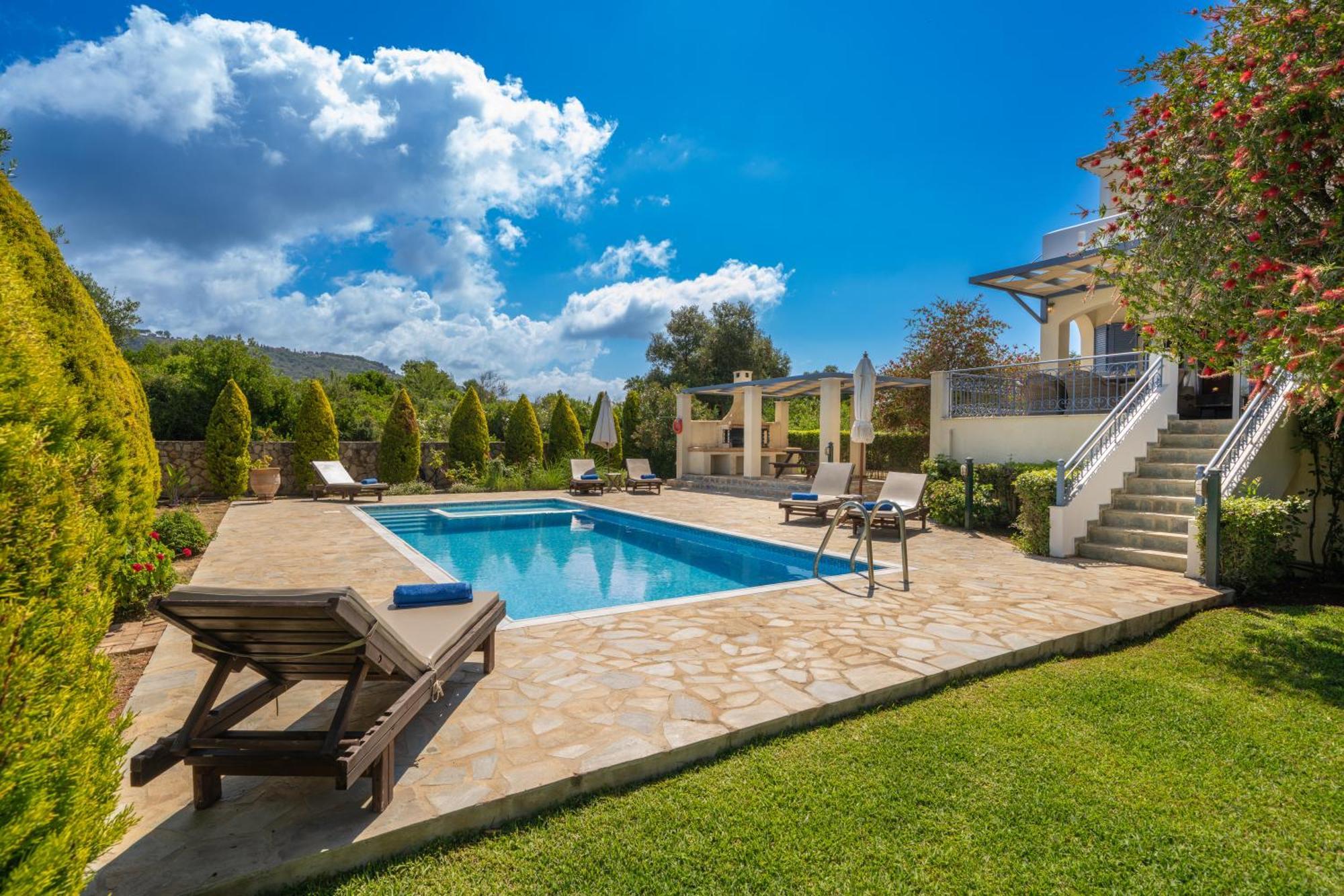 Vilă Eglina Villa's